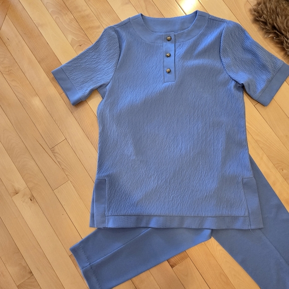 Blair Woman's Pantsuit, Blue Pants & Top, Size Small - Picture 4 of 16